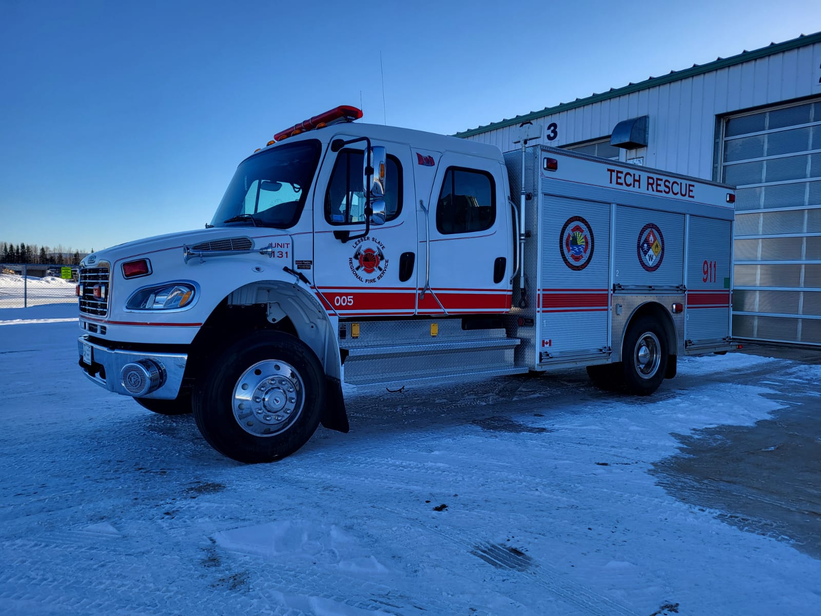  Freightliner M2106 Rescue Truck 